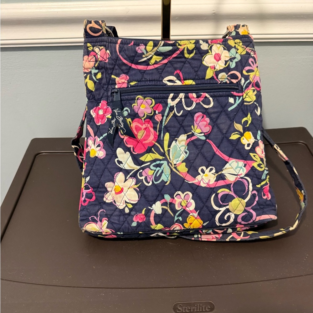 Vera Bradley Crossbody Hipster Bag Ribbons Retired Pattern Adjustable Strap 2012 - Picture 3 of 12